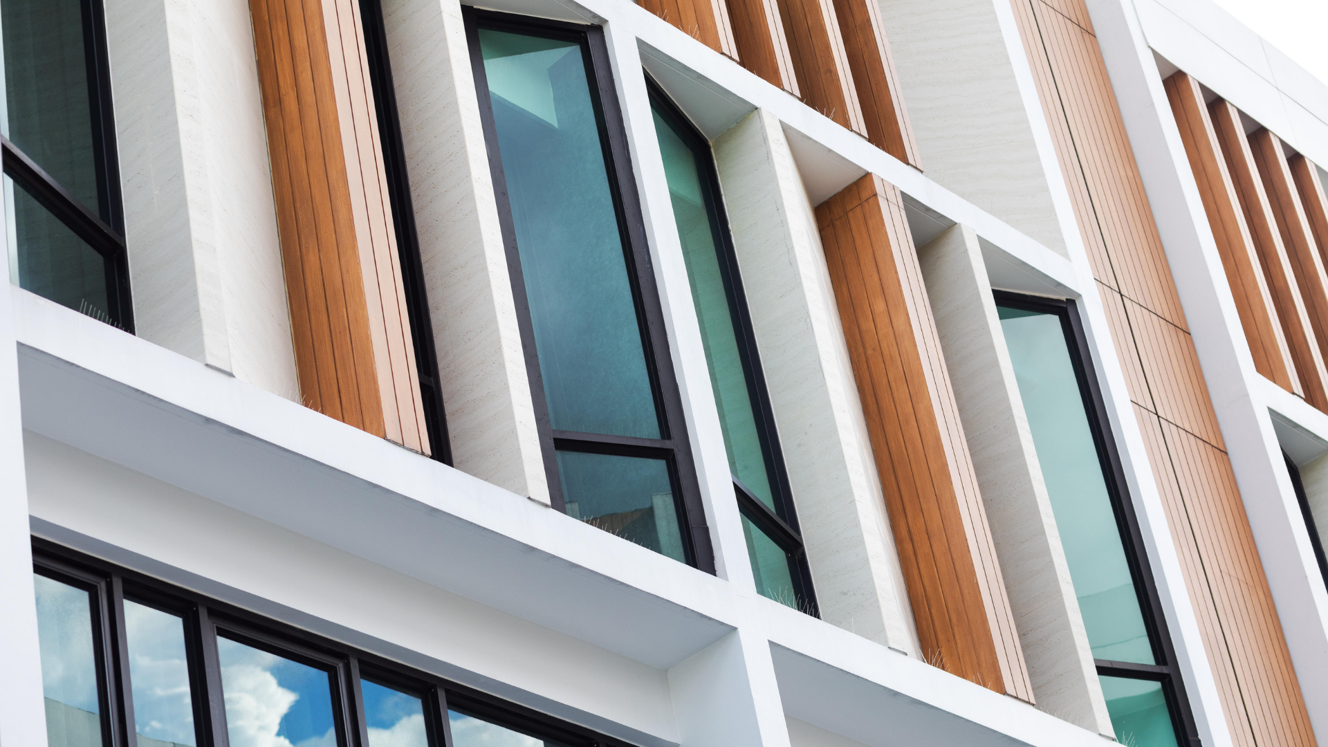 VLX 80 Fixed / Picture Window in Tampa, FL | Lightwell Windows Tampa - detail 4
