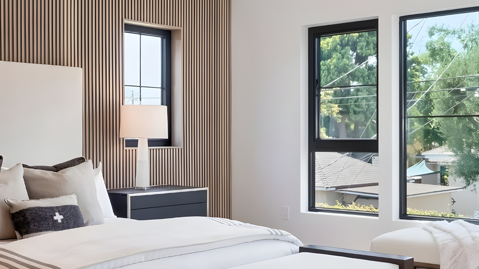 VLX 500 Single & Double Hung Window in Tampa, FL | Lightwell Windows Tampa - detail 4